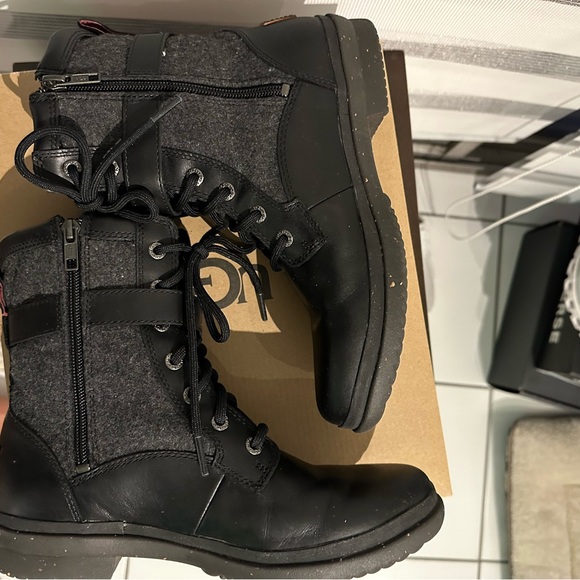 Women’s Black Ugg Kesey Waterproof boot size 7.5 - Picture 6 of 8
